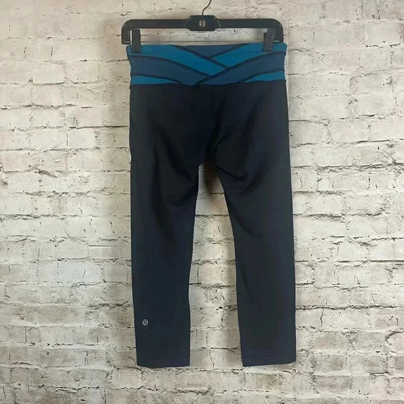 Lululemon Wunder Under Crop III Leggings Size 6 Black Tofino Teal Alberta - Picture 8 of 9